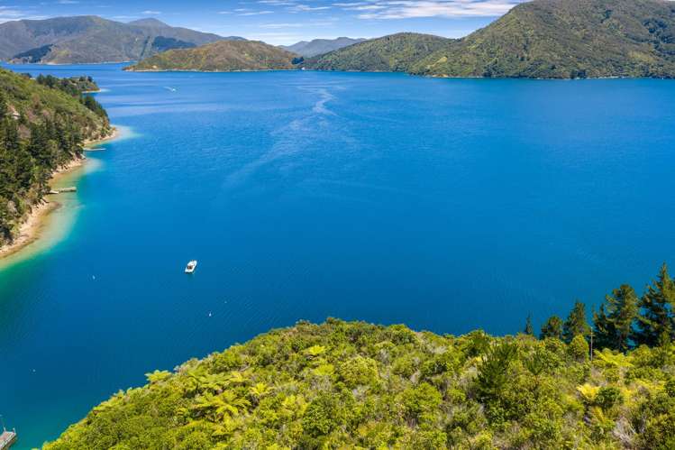 Lot 15 Bay of Many Coves Bay Of Many Coves_5