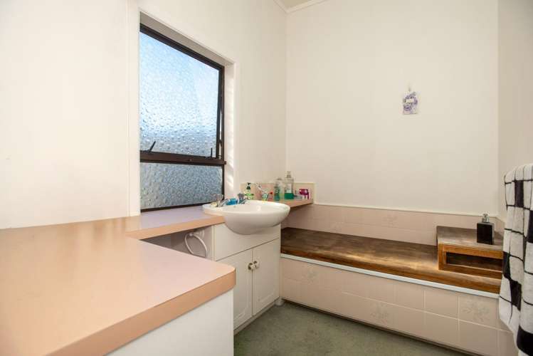 63 Abbott Street Te Hapara_10