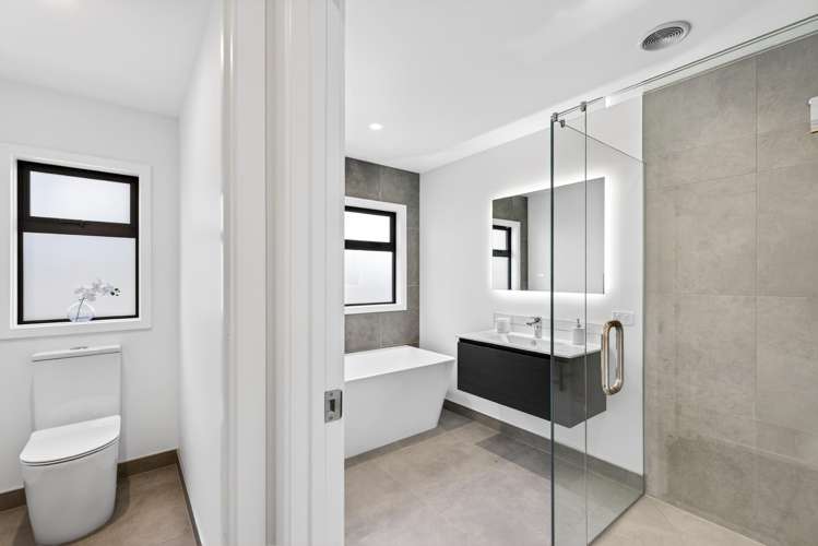 14 Annie Aranui Drive Poraiti_31