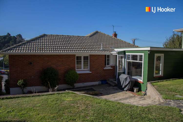 4 Riselaw Road Calton Hill_10