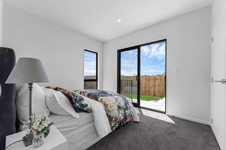 27 Korowhiti Road Clarks Beach_17