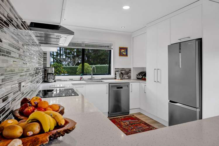 12 Beach Road Urenui_24