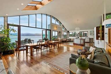 423 Karaka Bay Road_1