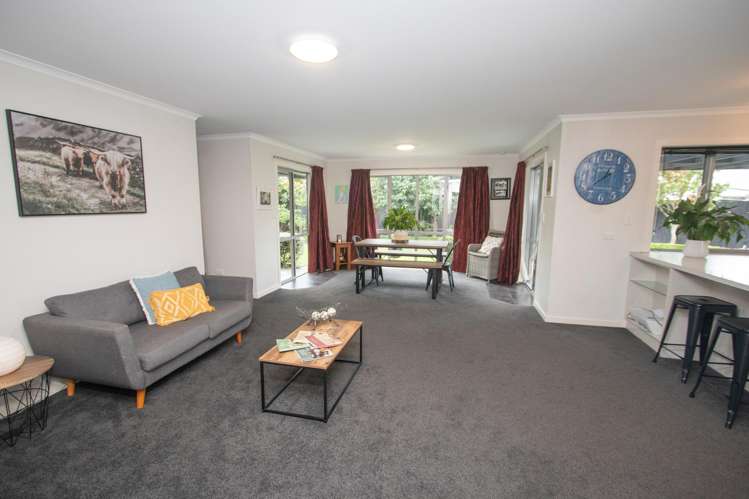 6 Elmwood Grove Tinwald_12