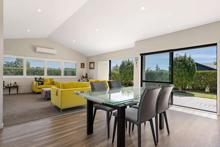 12 Ellesmere Close Pyes Pa_4