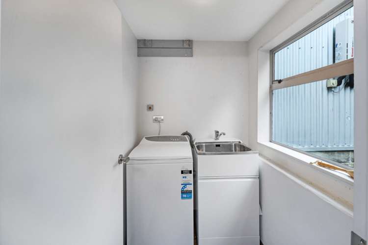 1b/10 Park Avenue Epuni_12