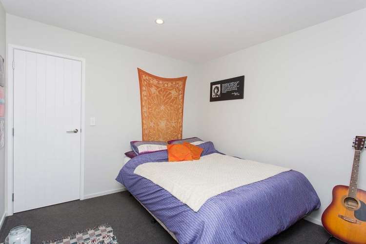 2/136 Pages Road Wainoni_8