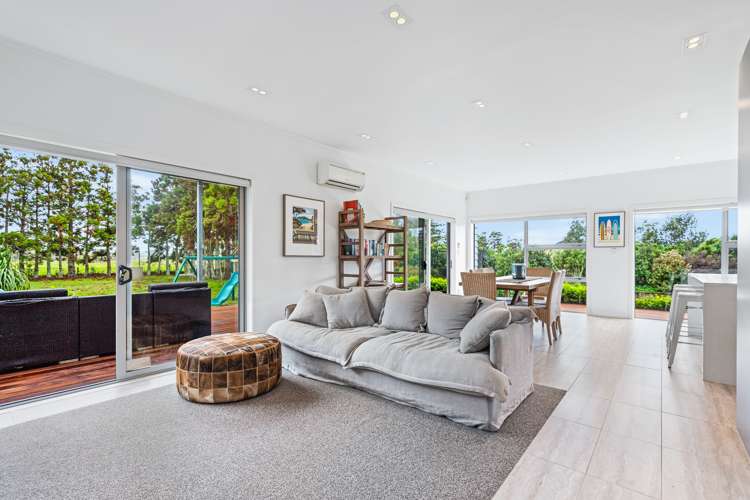 17 Johnson Point Road Waipu_21