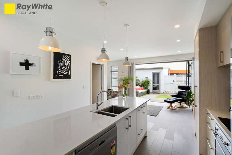 188 Seventh View Avenue Beachlands_21