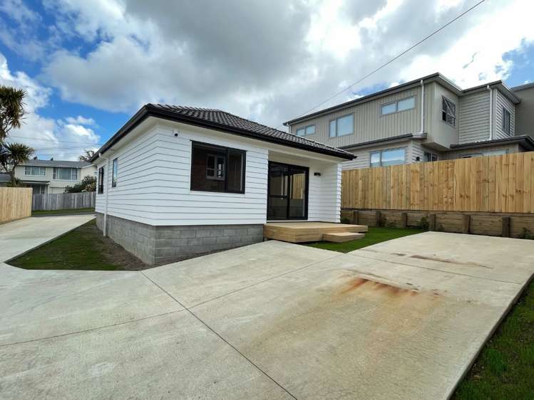 C/2 Crystal Avenue 1669_7