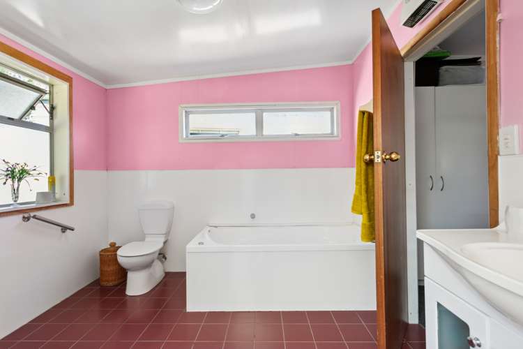 117 Wainui Road Kaiti_12