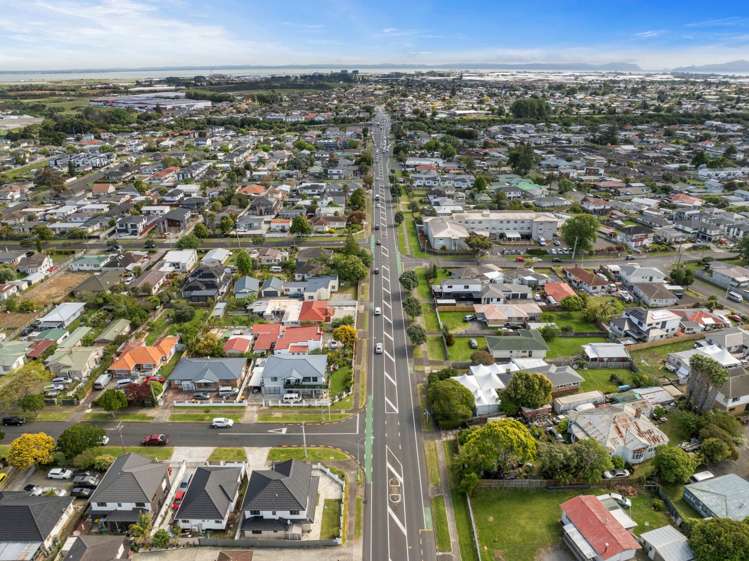 422 Massey Road Mangere East_18