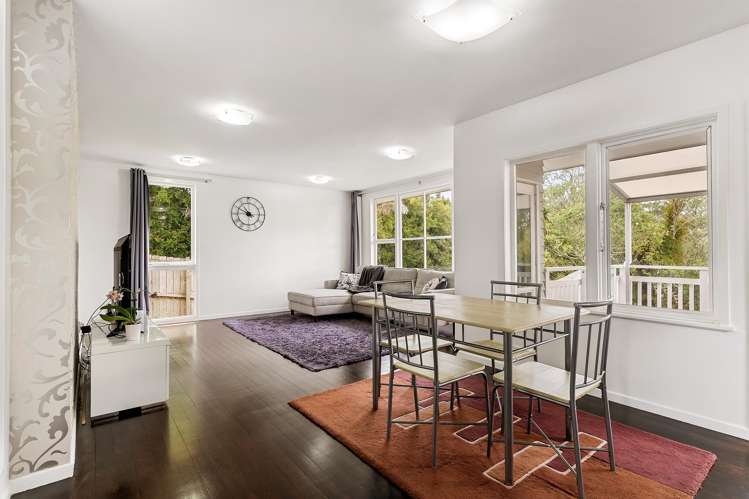 61 Taurus Crescent Beach Haven_7