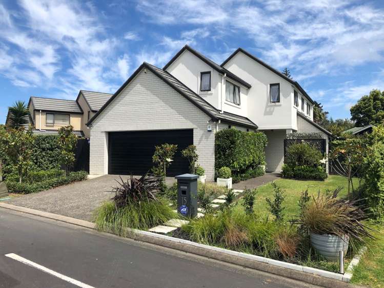 15 Asics Drive Favona_0