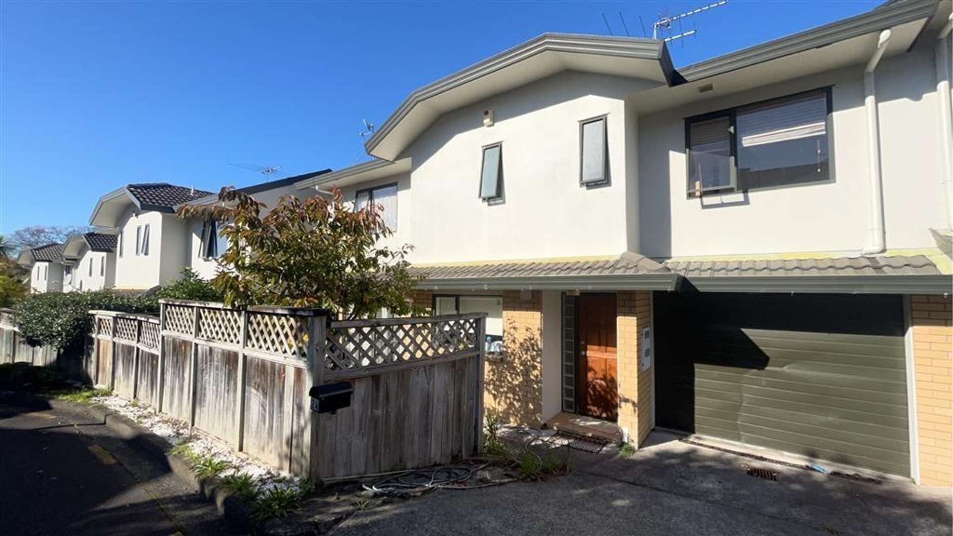 24/2 Arawa Street New Lynn_0