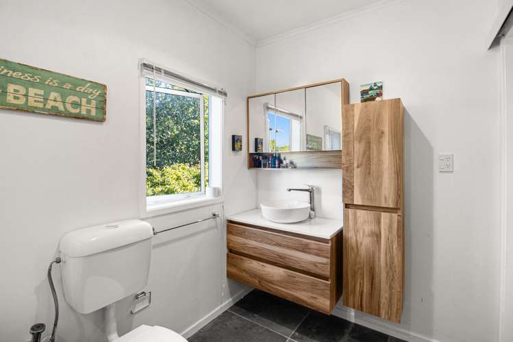 28 Carrington Street New Plymouth Central_15
