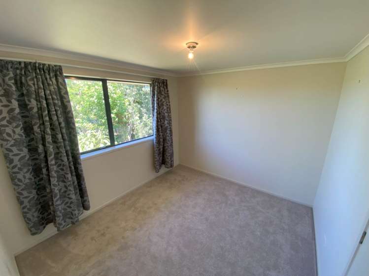 19 Admiralty Rise Gulf Harbour_12