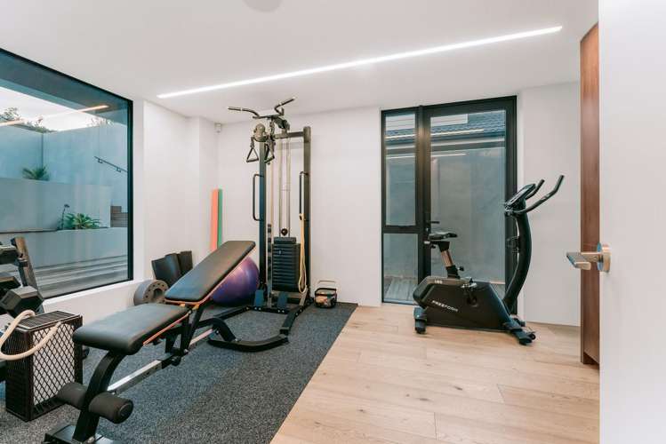 124A Marine Parade Mount Maunganui_24