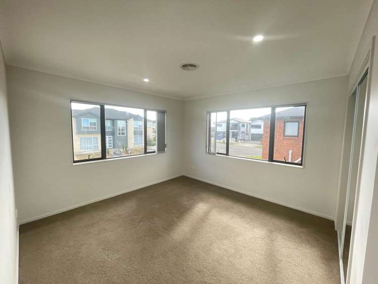 4 Eastfield Avenue Flat Bush_9