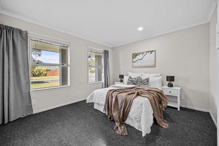 206 Carnoustie Drive Wattle Downs_12