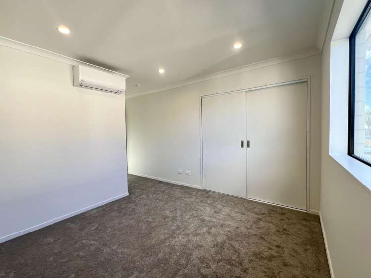 71b Royal Road Massey_6