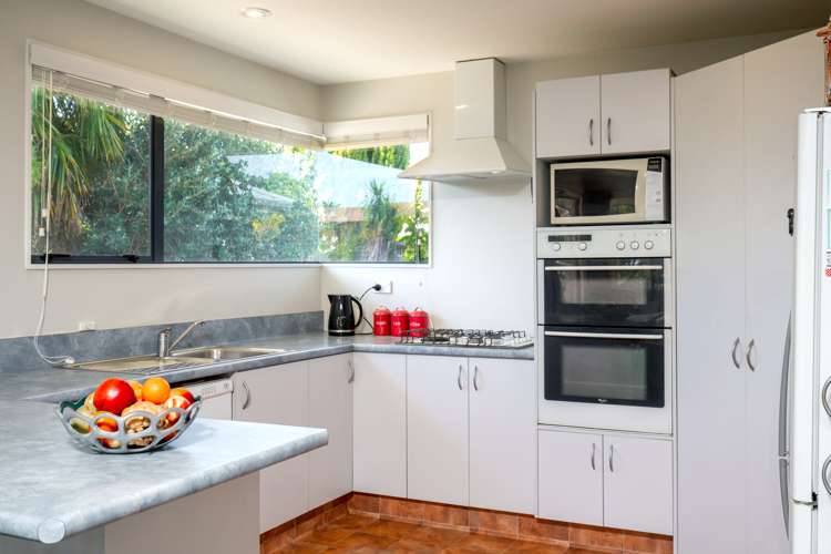 6 Douslin Place Witherlea_11