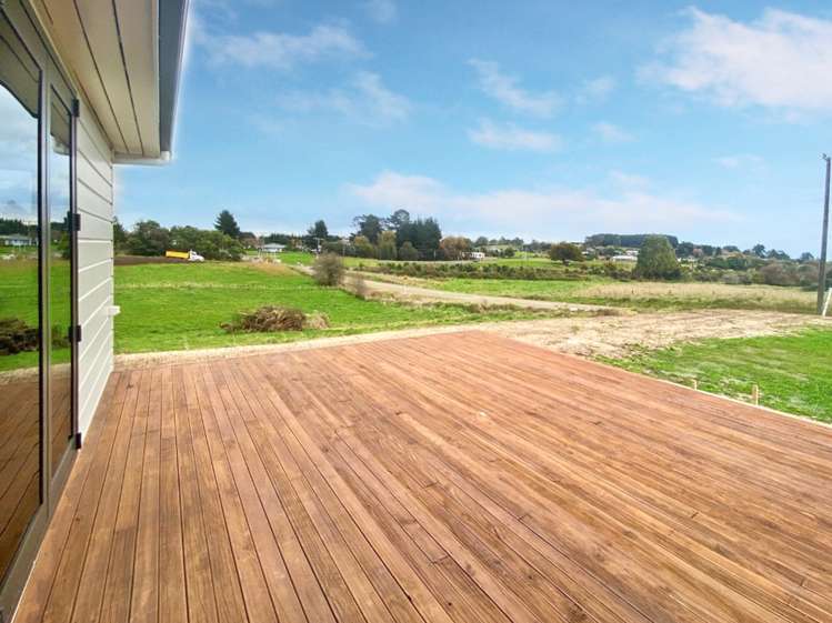 20 Monteith Street Halcombe_16