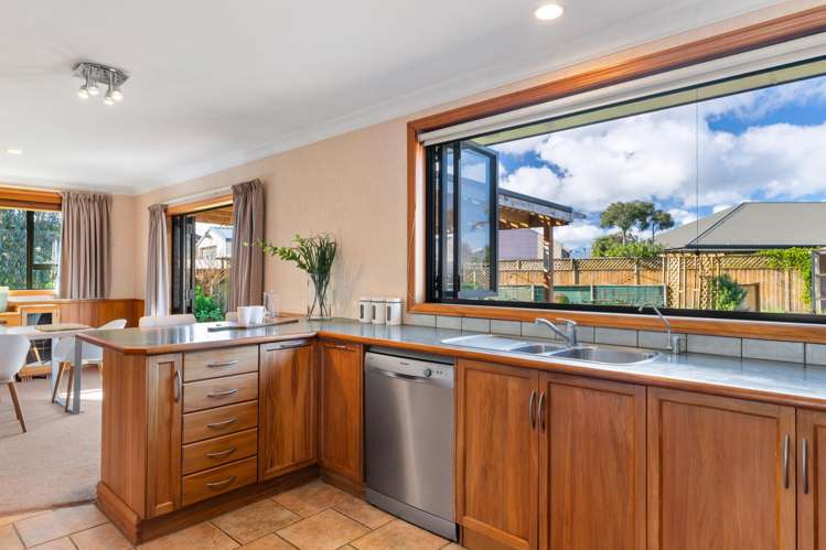 5 Margaret Place Lytton West_8