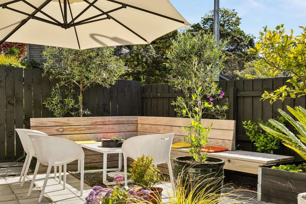 24A Surville Place_1