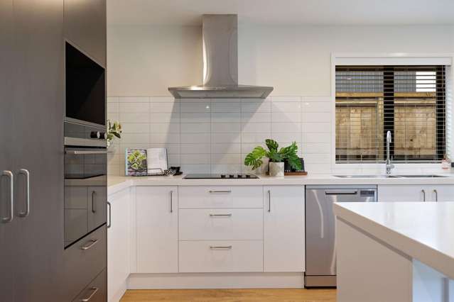 24-42 Forage Road, Hanley's Farm Jacks Point_4