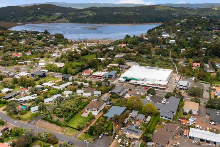 11 Waitai Road Ostend_13