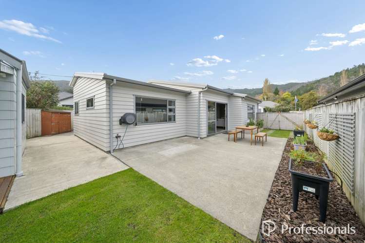 16 Poppy Watts Grove Stokes Valley_24