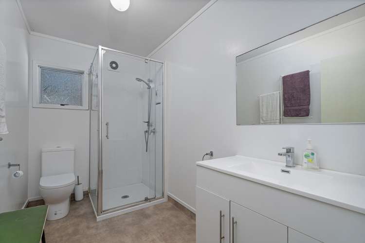 32 McCall Ave Pauanui_16