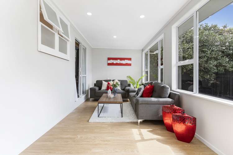 2 Archlynn Road Kelston_13