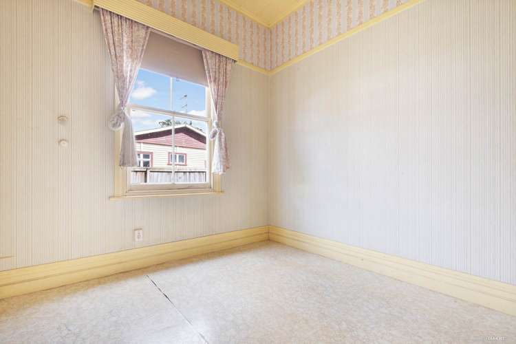 3150 Great North Road New Lynn_10