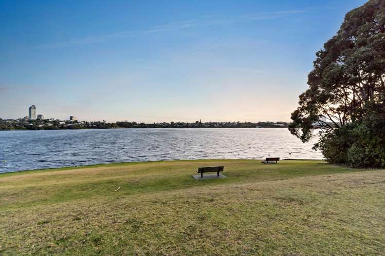 1/15 Sylvan Park Avenue Milford_31