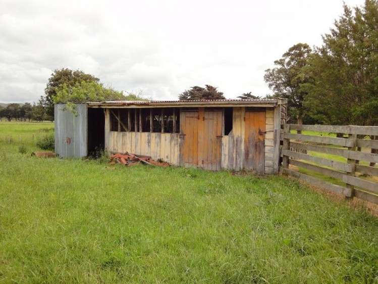 839 Jackson Road Kumeroa_10