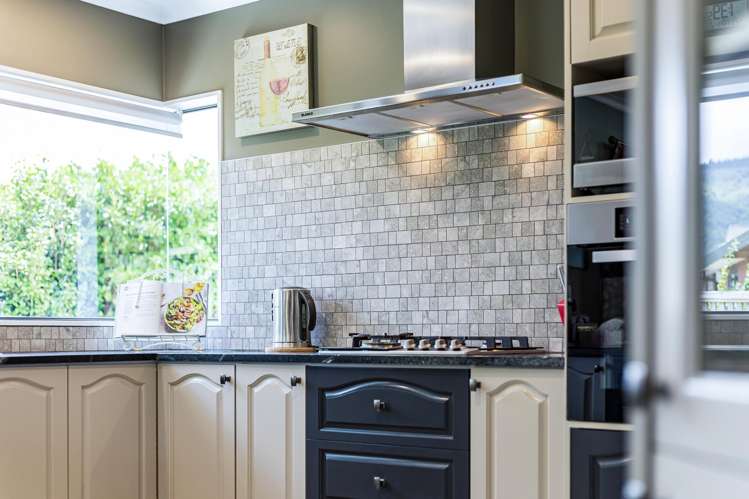 41 Clearwater Terrace Brown Owl_3