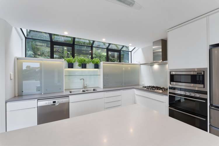 160b Soleares Avenue Mount Pleasant_8