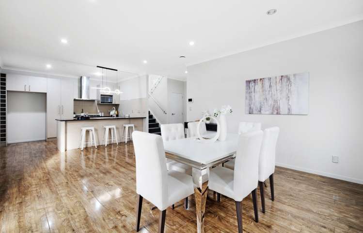 402 Ormiston Road Flat Bush_3