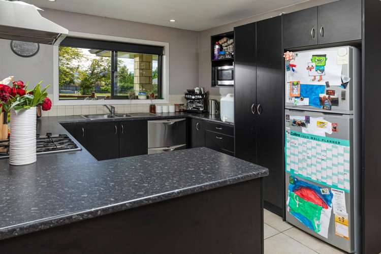 51 Frye Crescent Albert Town_19