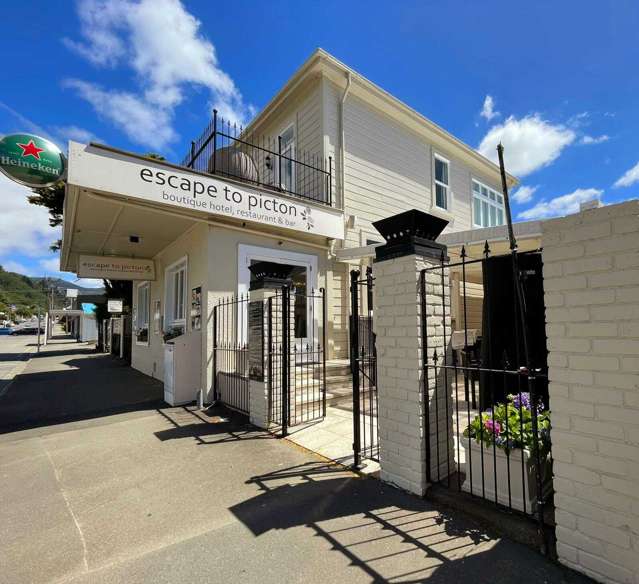 33 Wellington Street Picton_2