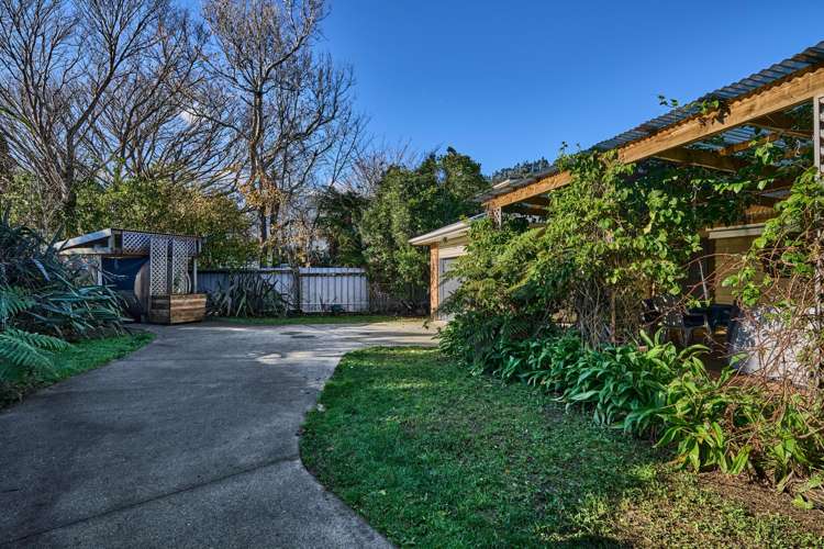 1A Peel Place Wainuiomata_15