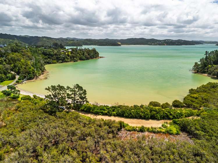 73 Pipiroa Road Russell_8