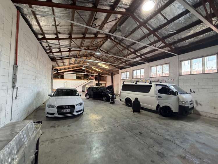 4113 Great North Road Glen Eden_2