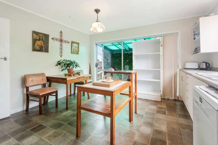 9 Parker Avenue New Lynn_5