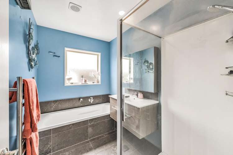 27 Wellington Street Ashley_17