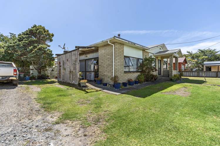 70 Domett Street Waitara_21
