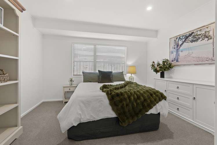 22 Lakeside Drive Orewa_16