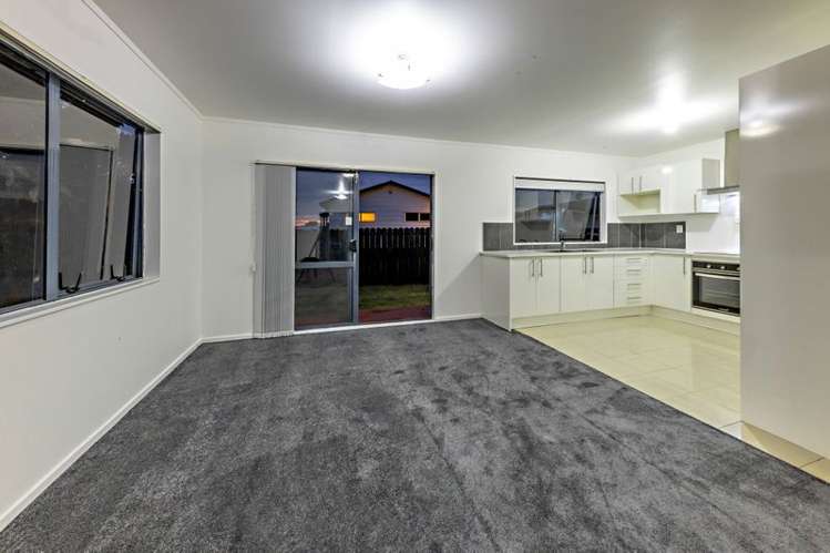 30a Barneys Farm Road Clendon Park_5